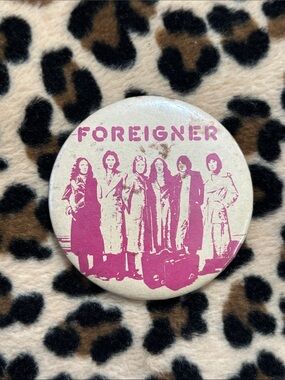 FOREIGNER 🎸 Band Pink Graphic Button Pin Classic Hard Arena Rock Music 70s 80s
